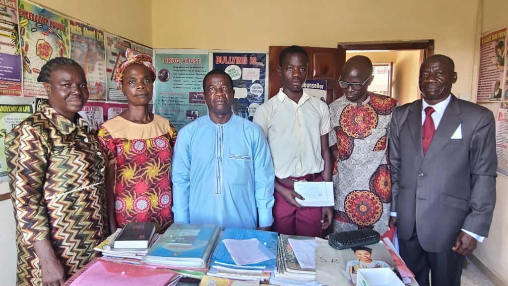 picture 4.jpeg In the office of the school Counselor, Ajegunle Junior Secondary school, Kosofe Local Government Area, Lagos State Nigeria.
